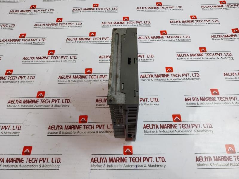 Fuji Electric Ryc401D3-vvt2 Faldic Servo Drive 400W 1Ph 200-230V 50 Or 60Hz 4.3A