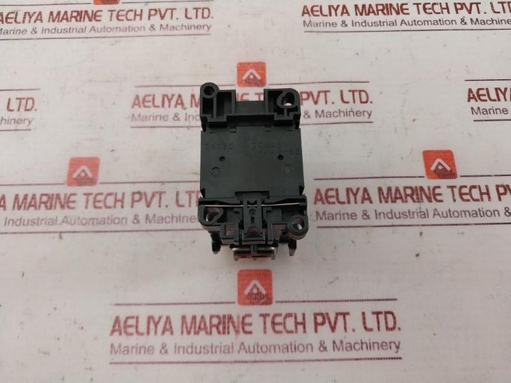 Fuji Electric Sc-03 [11] Magnetic Contactor 4Nc0A0#01 20A 100-110V 60Hz