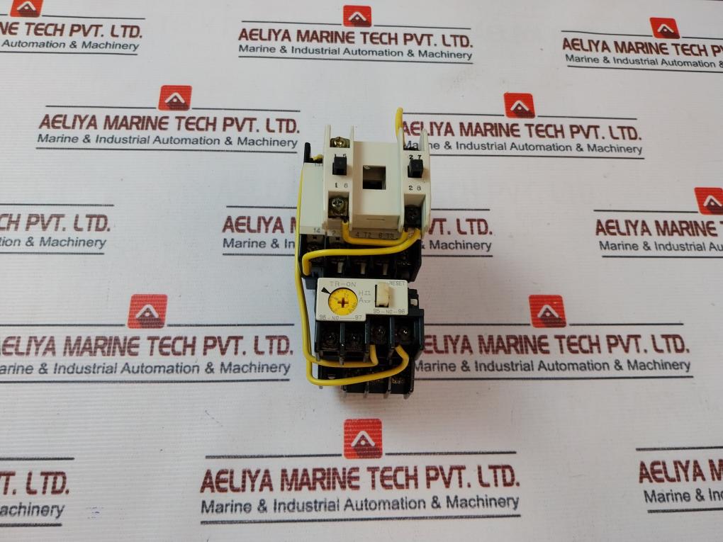 Fuji Electric Sc-05 Contactor With Tr-0N 50Hz 100V