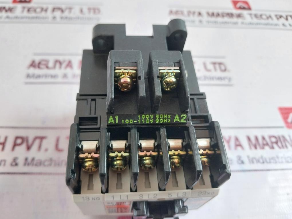 Fuji Electric Sc-05H [13] Contactor 100V 50Hz 100-110V 60 Hz