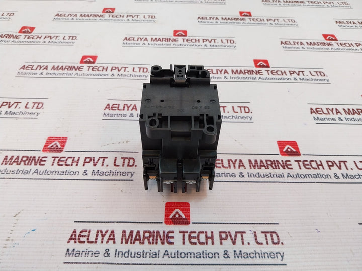 Fuji Electric Sc-05 Magnetic Contactor Sc14Aa 400-440V 60Hz 20A