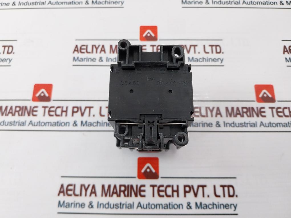 Fuji Electric Sc-05 [13]/4Nc0G0 Magnetic Contactor 20A