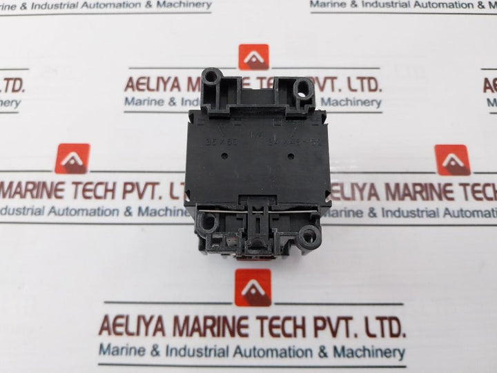 Fuji Electric Sc-05 [13]/4Nc0G0 Magnetic Contactor 20A
