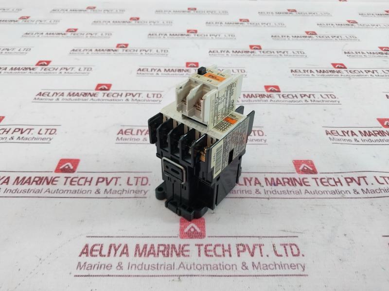 Fuji Electric Sc-05 [13] Magnetic Contactor Sz-a20 Nk88T409 13A 100-110V 60Hz