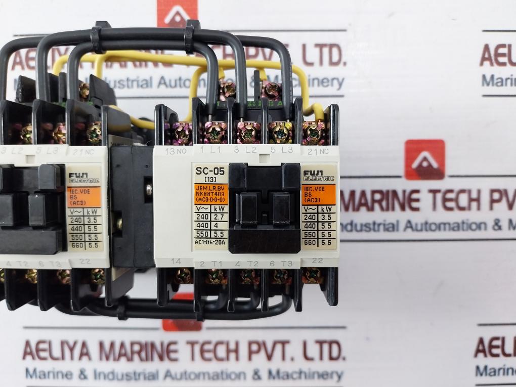 Fuji Electric Sc-05 (13)/Sz-rm Magnetic Contactor 20A 100-110V