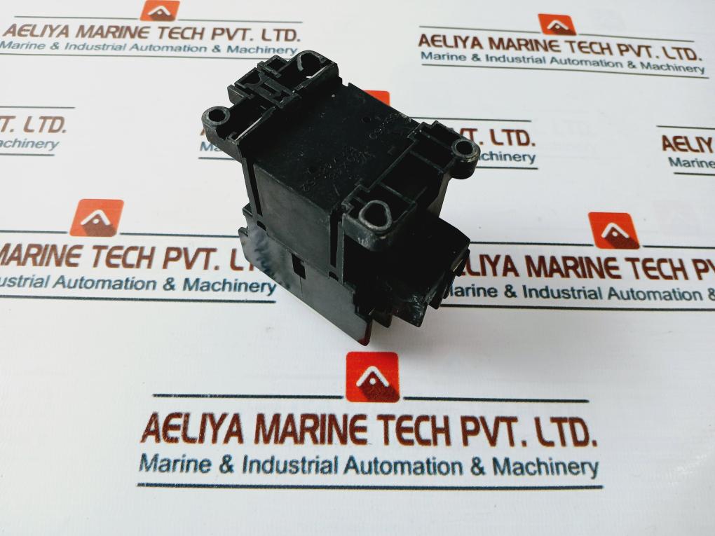 Fuji Electric Sc-0[13] Magnetic Contactor 4Nc0F0