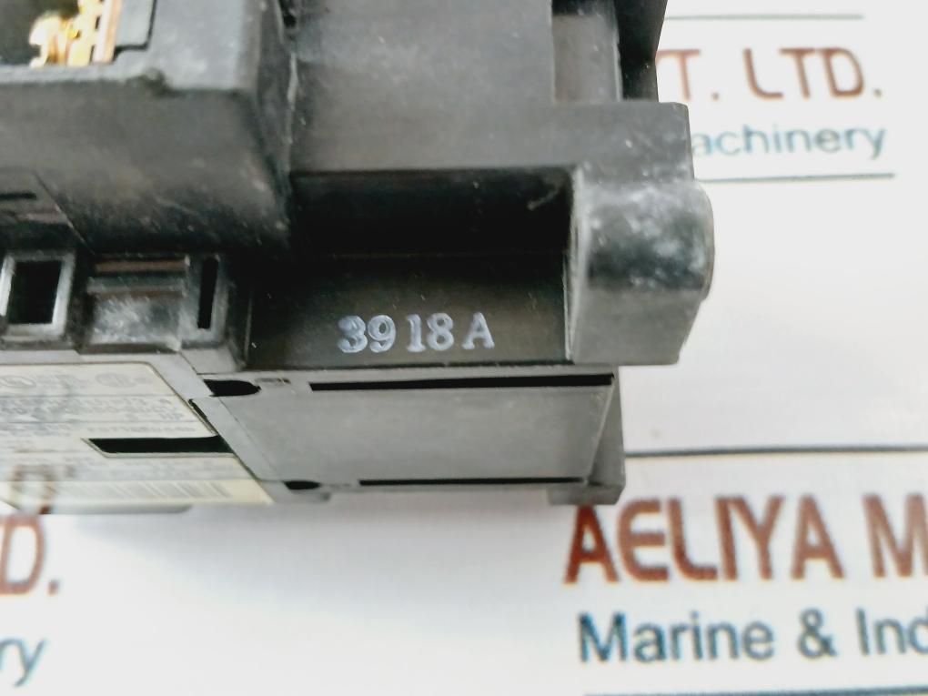 Fuji Electric Sc-0[13] Magnetic Contactor 4Nc0F0