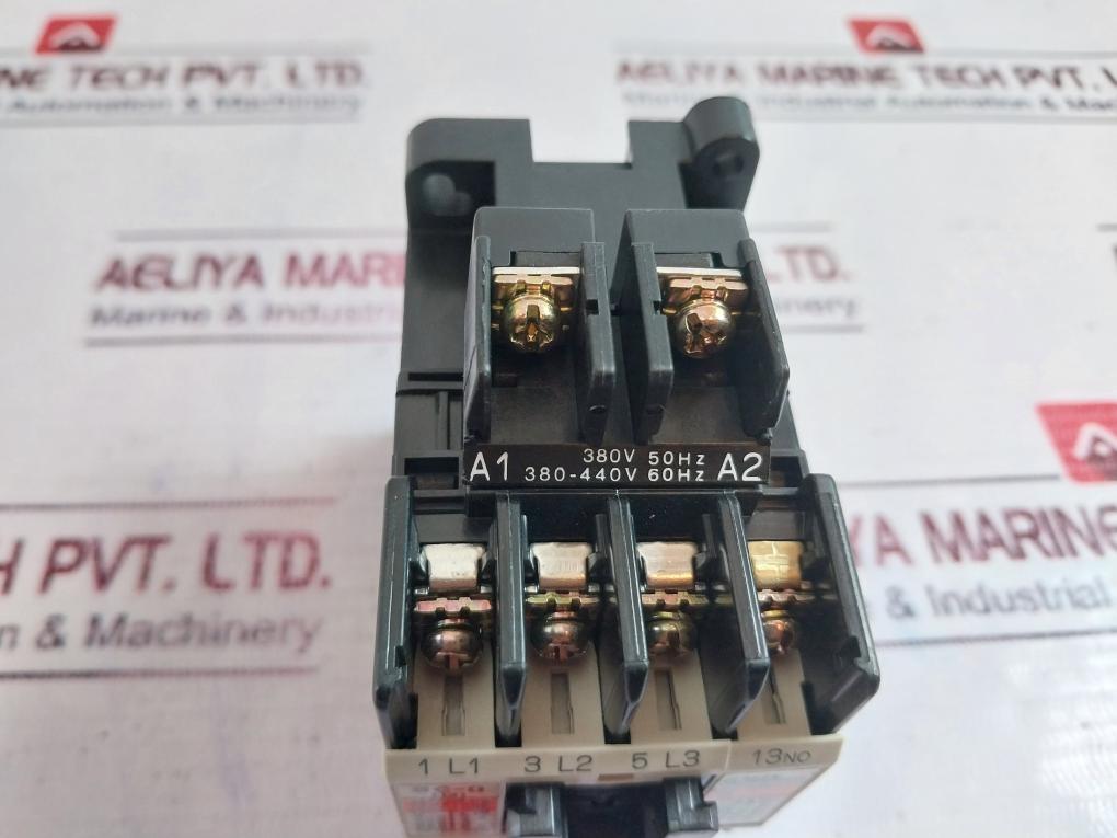 Fuji Electric Sc-0 [13] Magnetic Contactor 4Nc0F0