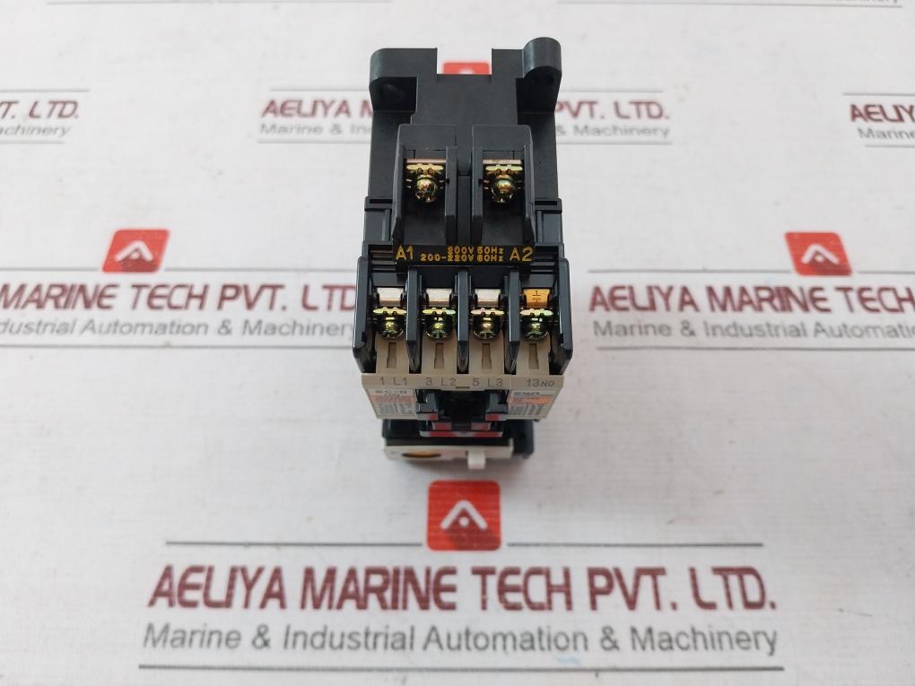 Fuji Electric Sc-0 [13] Magnetic Contactor 4Nc0F0 600V Ac A600, Q300 7-11A