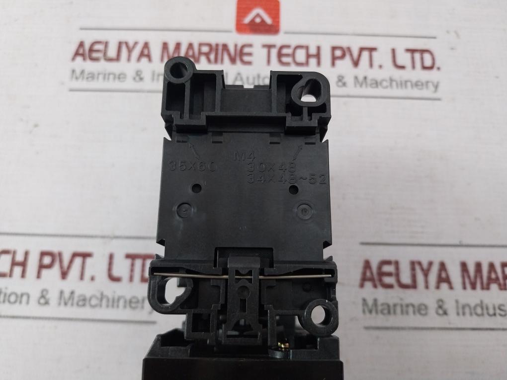 Fuji Electric Sc-0 [13] Magnetic Contactor 4Nc0F0 600V Ac A600, Q300 7-11A