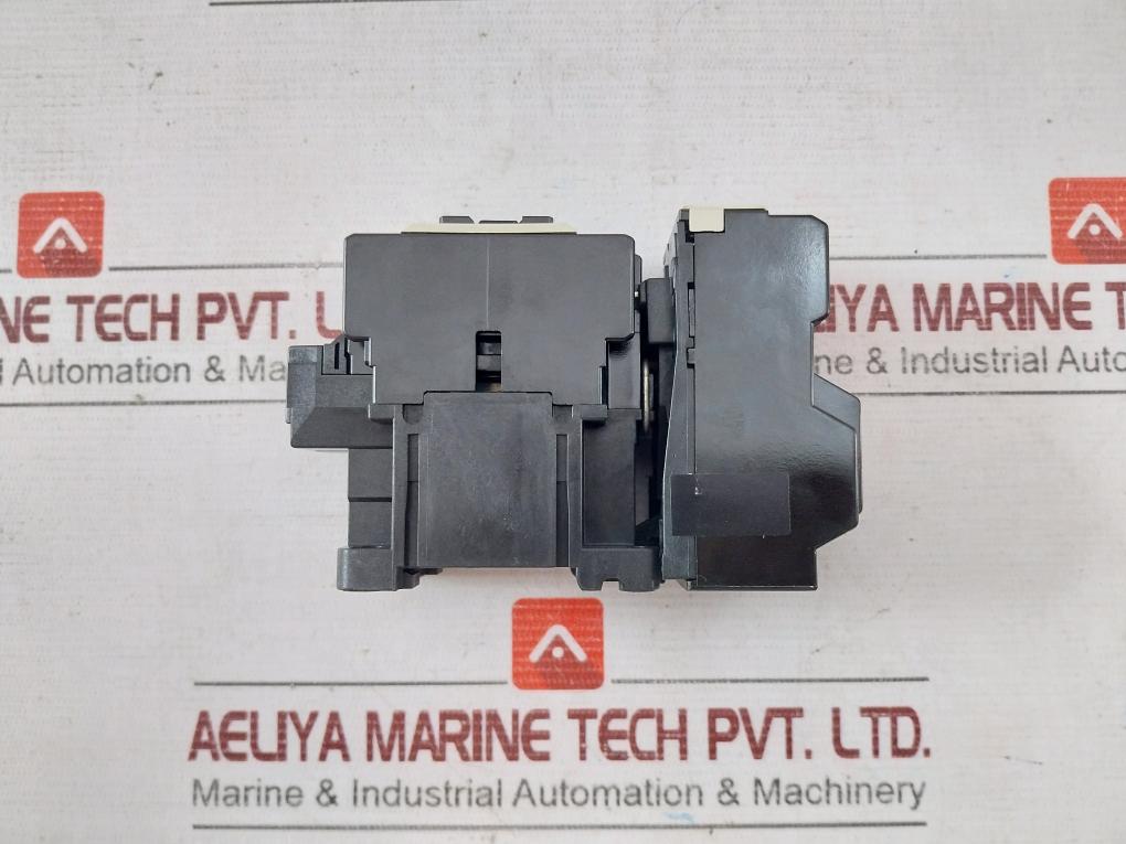 Fuji Electric Sc-0 [13] Magnetic Contactor 4Nc0F0 600V Ac A600, Q300 7-11A