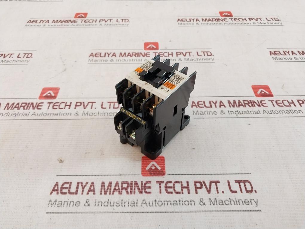 Fuji Electric Sc-0 [13] Magnetic Contactor Nk88T408 20A 200-220V 60Hz Ac220V