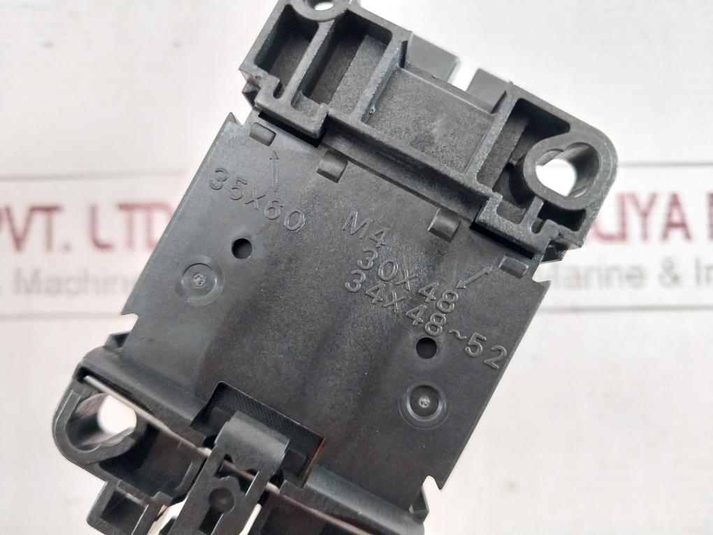 Fuji Electric Sc-0 [13] Magnetic Contactor Nk88T408 20A 200-220V 60Hz Ac220V