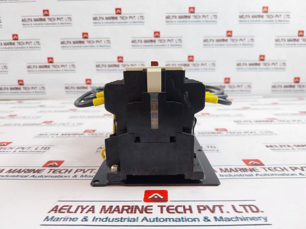 Fuji Electric SC-2N[35] Magnetic Contactor 4NC1Q0 50/60Hz