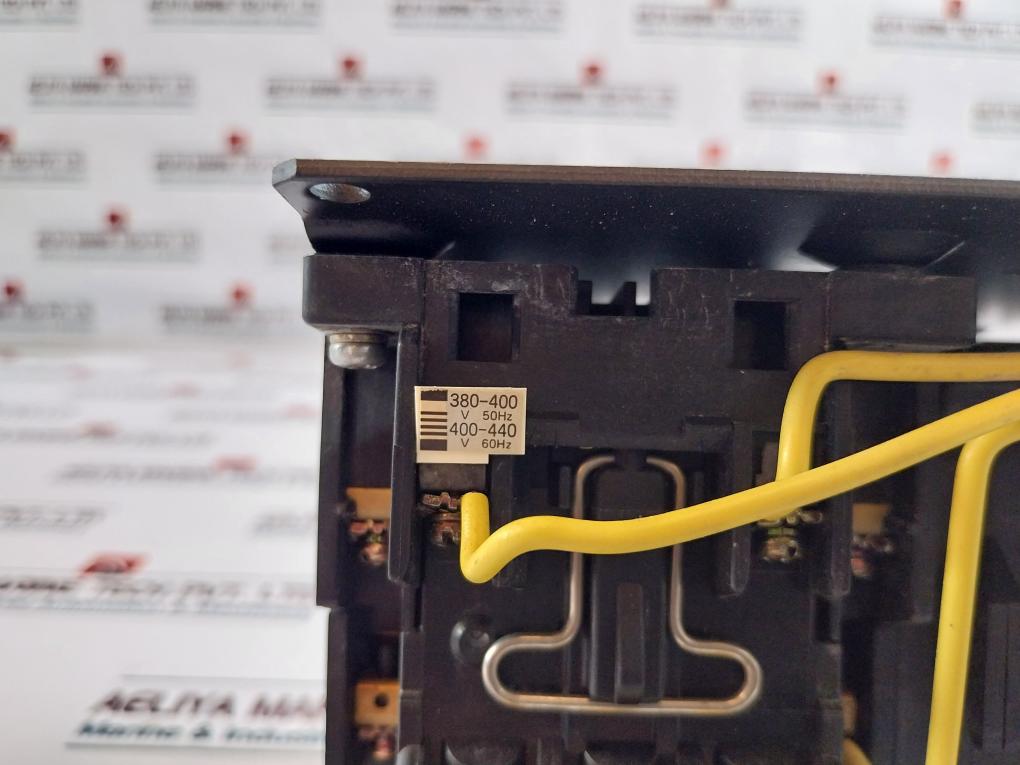 Fuji Electric SC-2N[35] Magnetic Contactor 4NC1Q0 50/60Hz