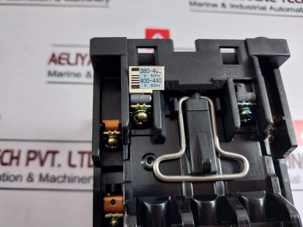 Fuji Electric Sc-2n [35] Magnetic Contactor 88150-00.150214 60a 400-440v 60hz