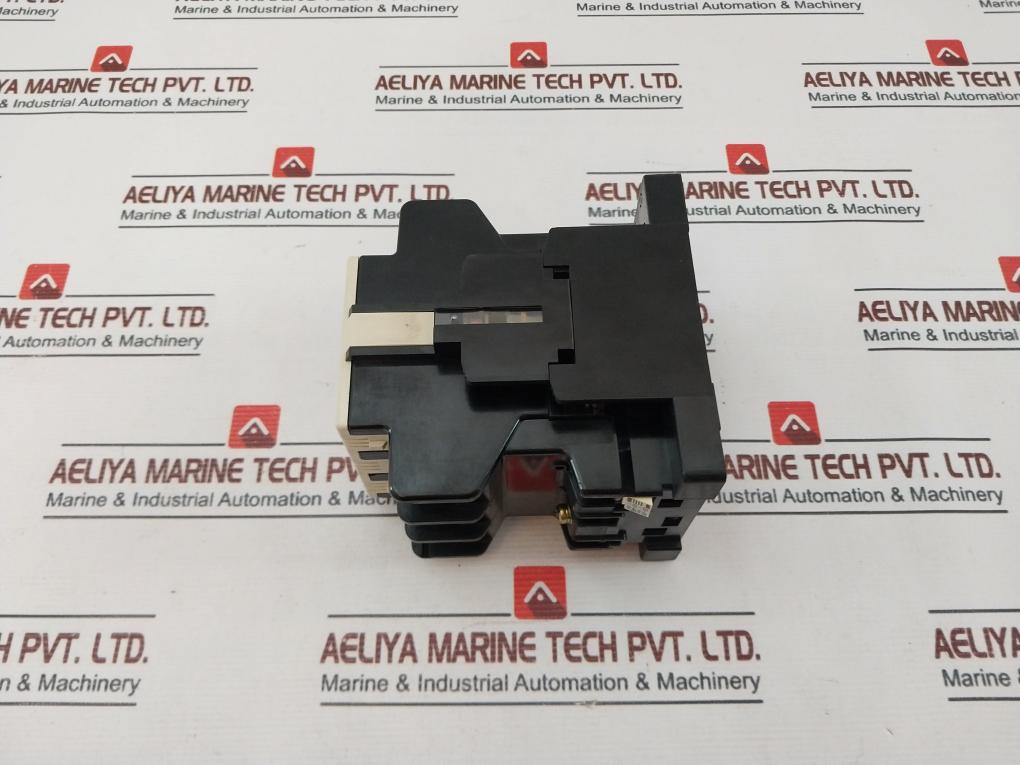Fuji Electric Sc-2Sn [50] Magnetic Contactor 50A 380-400V 50Hz