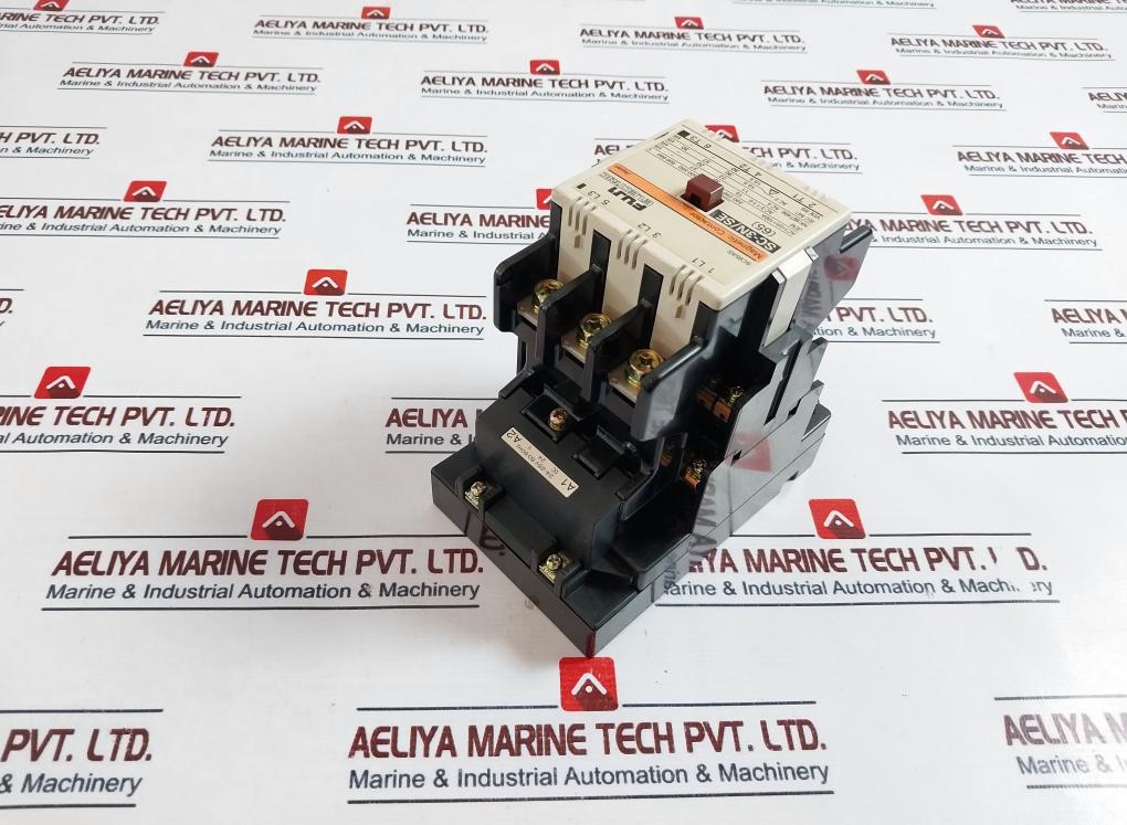 Fuji Electric Sc-3N/Se (65) Magnetic Contactor 882207A, 100A 24-25V 50/60Hz