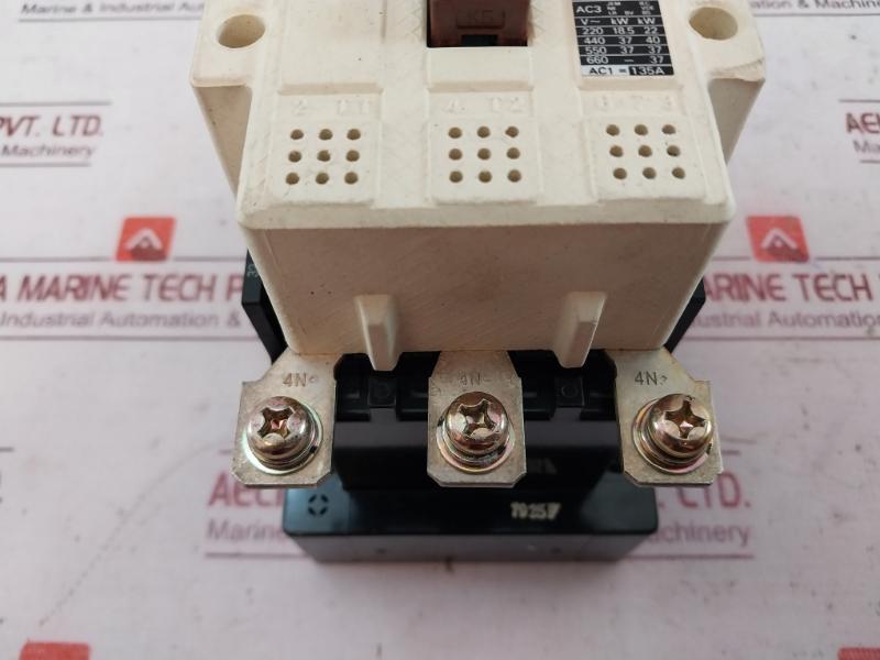 Fuji Electric Sc-4N [80] Magnetic Contactor 135A 380-450V 50/60Hz 400V