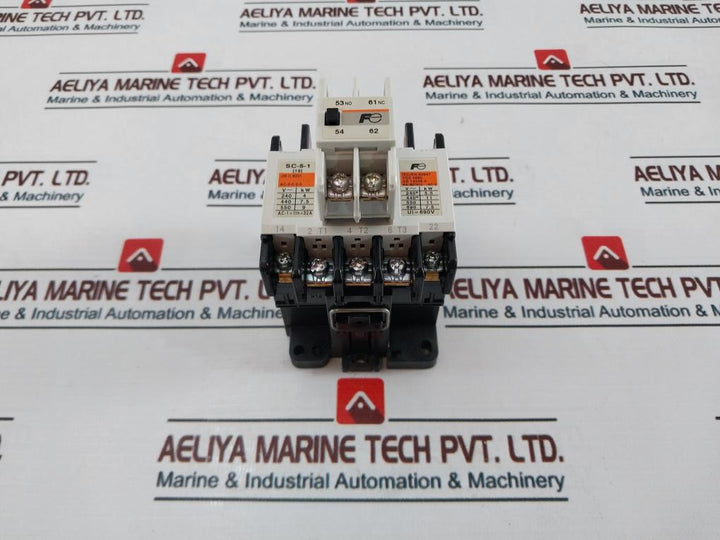 Fuji Electric Sc-5-1 [19] Magnetic Contactor With Sz-a11 Auxiliary Contact Block