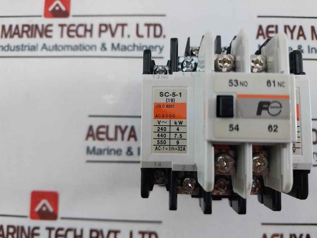 Fuji Electric Sc-5-1 [19] Magnetic Contactor With Sz-a11 Auxiliary Contact Block