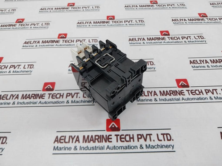 Fuji Electric Sc-5-1 [19] Magnetic Contactor With Sz-a11 Auxiliary Contact Block
