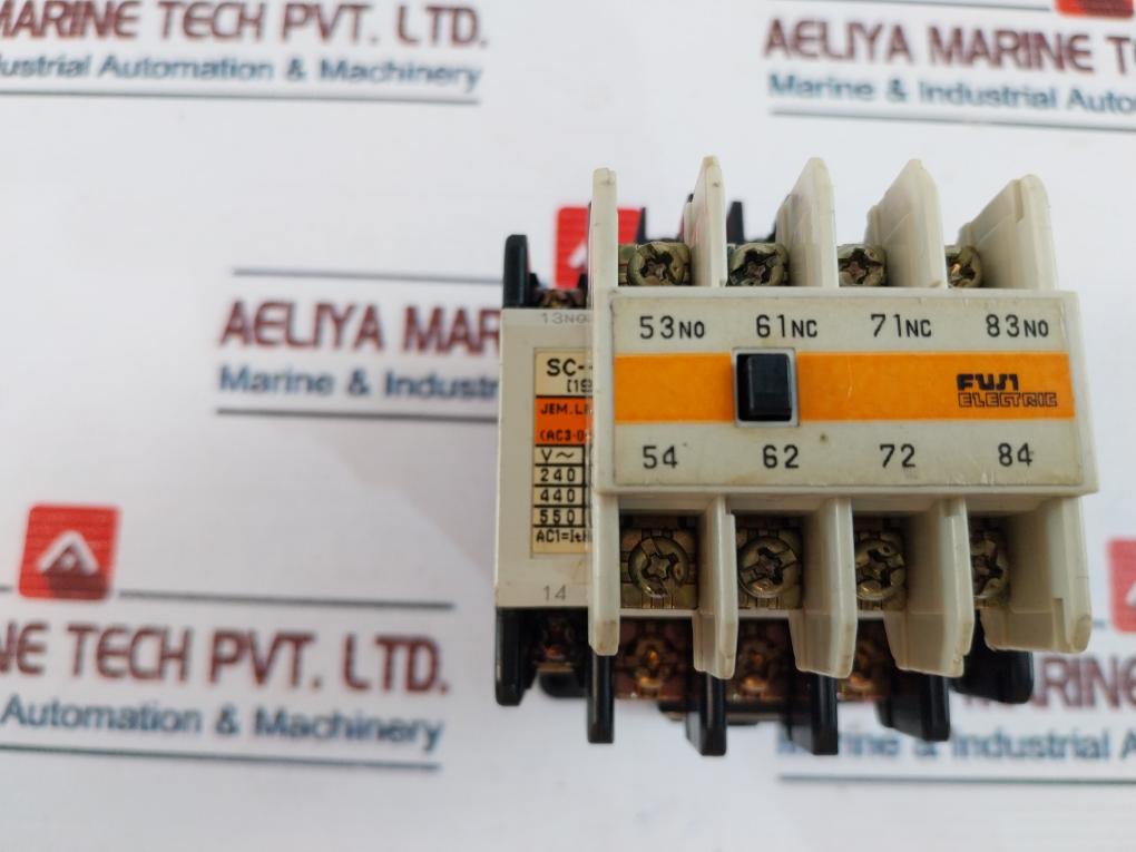 Fuji Electric SC-5-1 Magnetic Contactor w/ SZ-A22 Contact Block