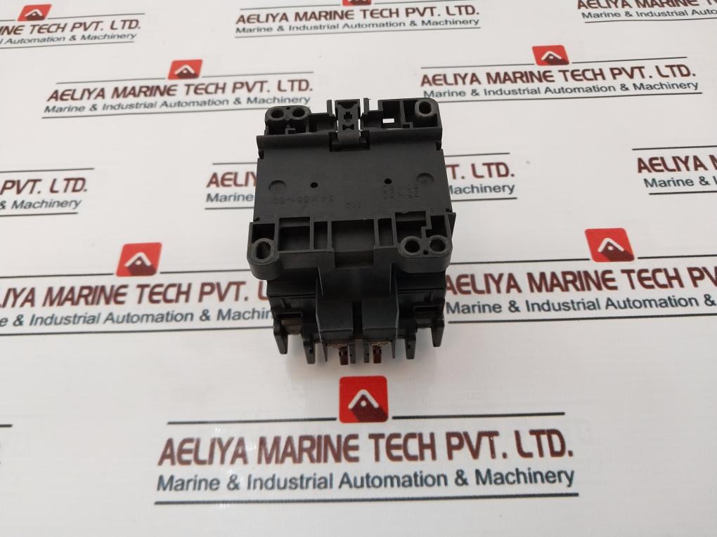Fuji Electric Sc-5-1 Z103A Contactor 32A 100-110V 60Hz