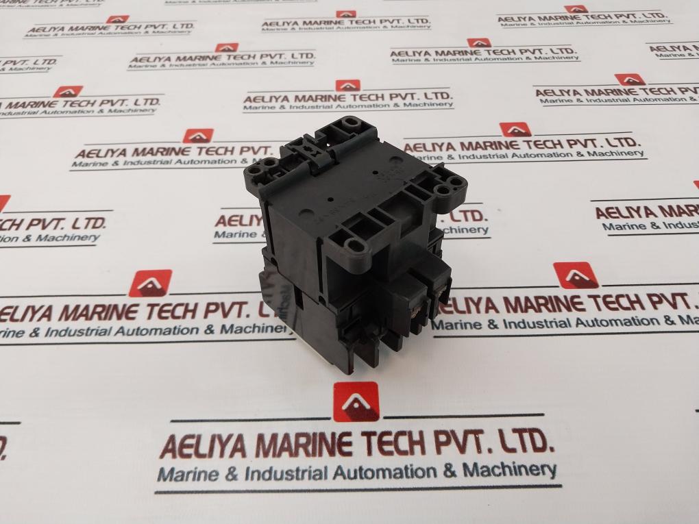 Fuji Electric Sc-5-1 Z103A Contactor 32A 100-110V 60Hz