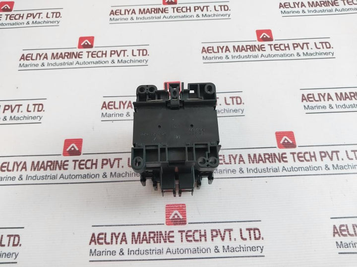 Fuji Electric Sc-5-1 [19] Magnetic Contactor 32A 690V