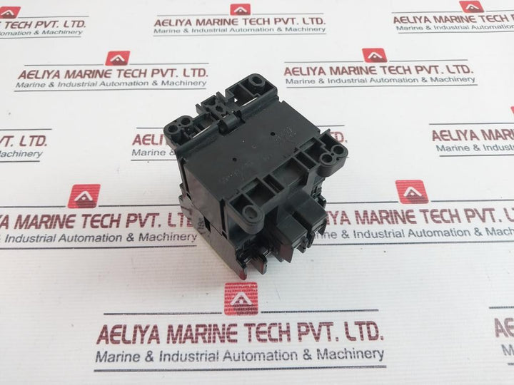 Fuji Electric Sc-5-1 [19] Magnetic Contactor 32A 690V