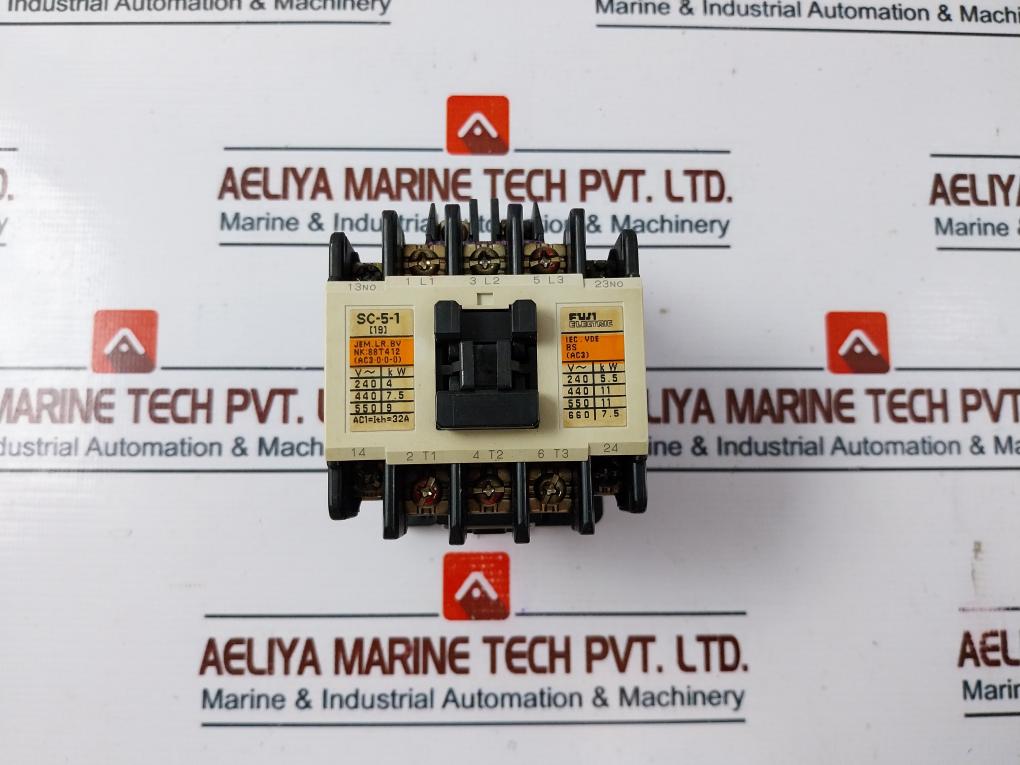 Fuji Electric Sc-5-1 [19] Magnetic Contactor 88T412 3 Phase 20A 380-440V 50/60Hz