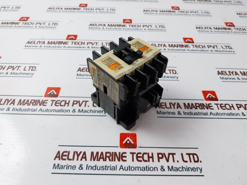 Fuji Electric Sc-5-1 [19] Magnetic Contactor 88T412 3 Phase 20A 380-440V 50/60Hz