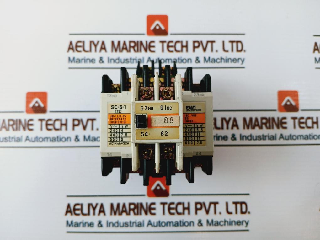 Fuji Electric Sc-5-1 [19] Contactor With Sz-a11 Auxiliary Contact Block