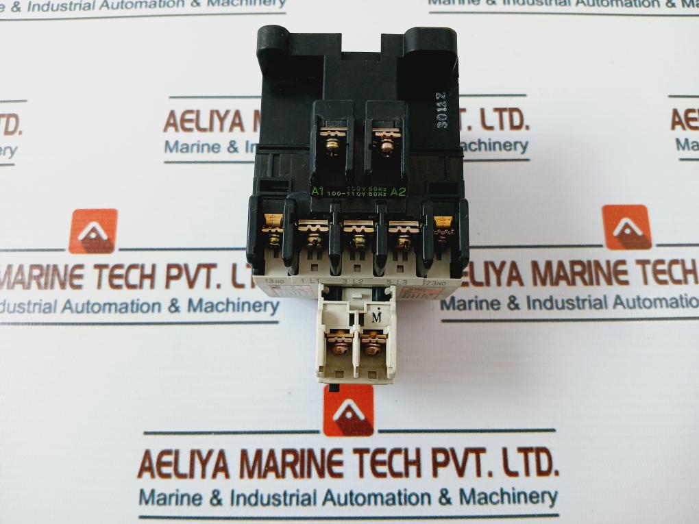 Fuji Electric Sc-5-1 [19] Contactor With Sz-a11 Auxiliary Contact Block
