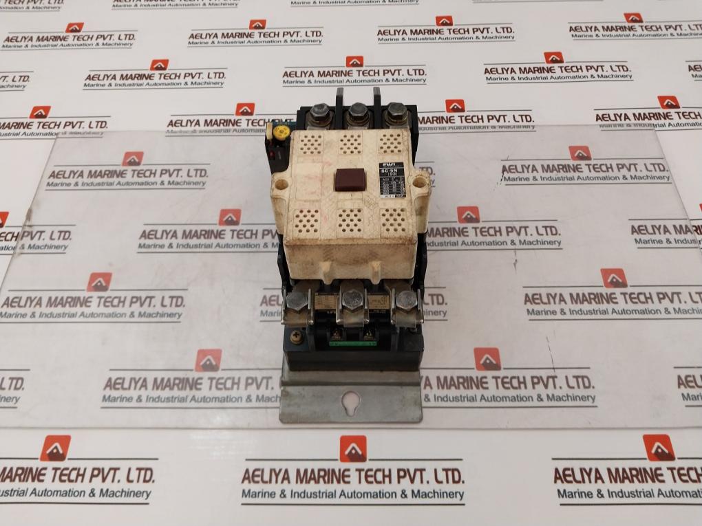 Fuji Electric Sc-5N [93] Magnetic Contactor 150A 100-127V 50/60Hz