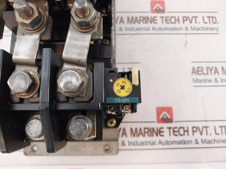 Fuji Electric Sc-5N [93] Magnetic Contactor 150A 100-127V 50/60Hz