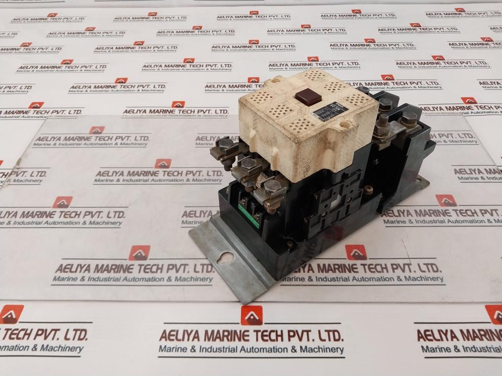 Fuji Electric Sc-5N [93] Magnetic Contactor 150A 100-127V 50/60Hz