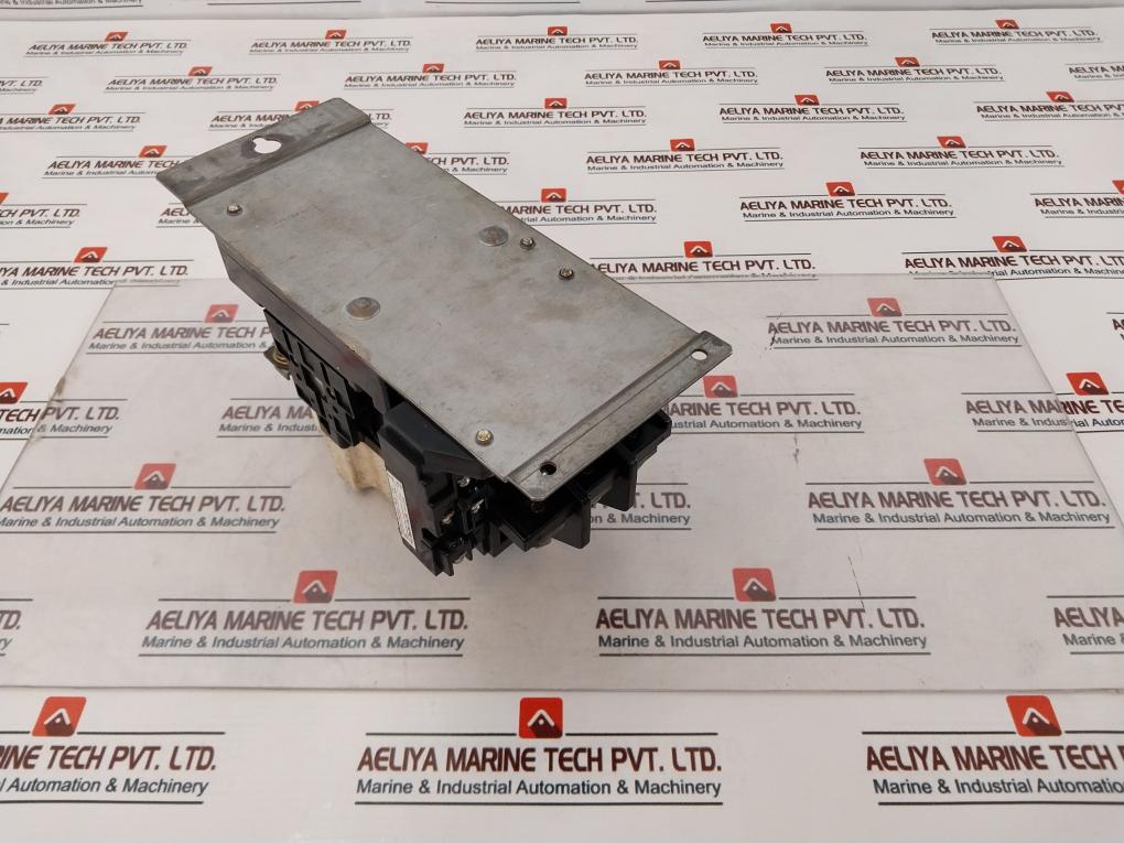 Fuji Electric Sc-5N [93] Magnetic Contactor 150A 100-127V 50/60Hz