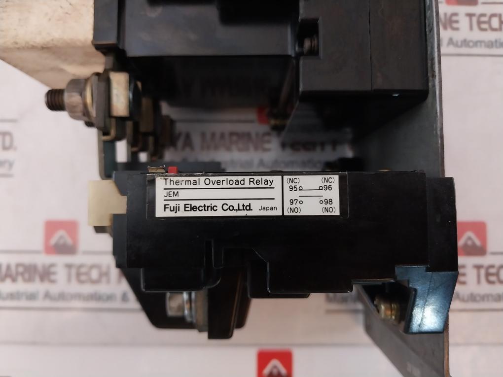 Fuji Electric Sc-5N [93] Magnetic Contactor 150A 100-127V 50/60Hz