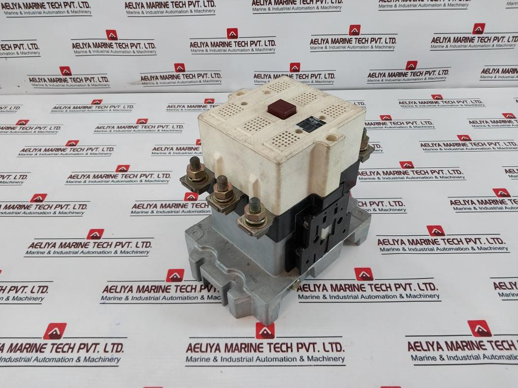 Fuji Electric Sc-8N [180] Magnetic Contactor 260A 100-127V 50/60Hz