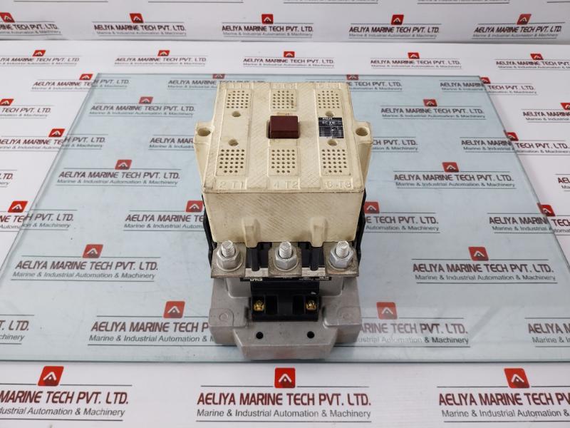 Fuji Electric Sc-8n [180] Magnetic Contactor 260a