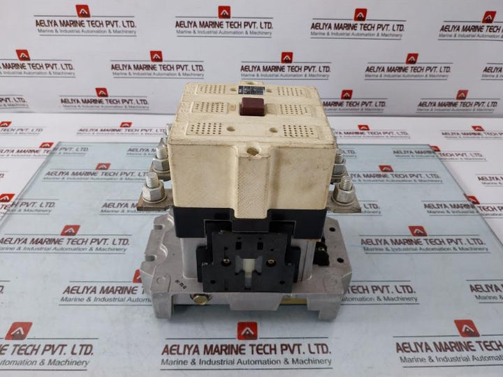 Fuji Electric Sc-8n [180] Magnetic Contactor 260a