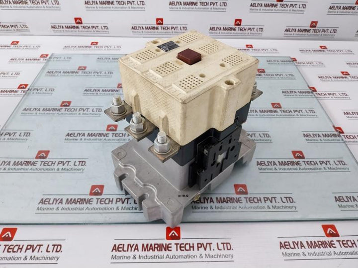 Fuji Electric Sc-8n [180] Magnetic Contactor 260a