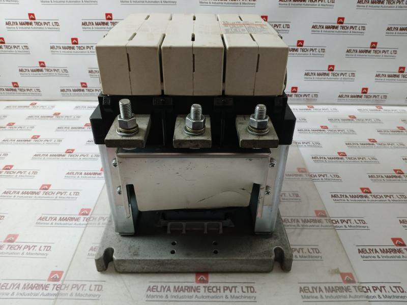 Fuji Electric Sc-n16 [800] Contactor Sc8Abaa 3Nc6H0 800A 8Kv 380-450V 50/60Hz