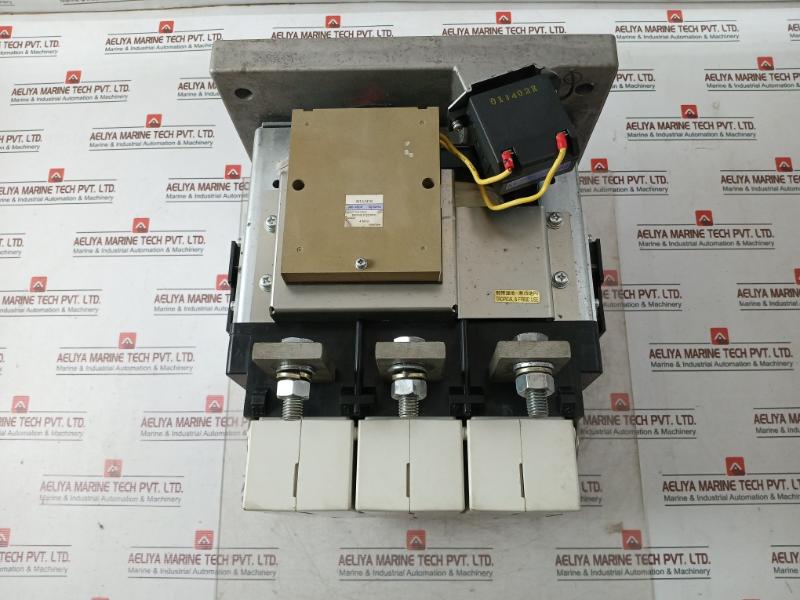 Fuji Electric Sc-n16 [800] Contactor Sc8Abaa 3Nc6H0 800A 8Kv 380-450V 50/60Hz