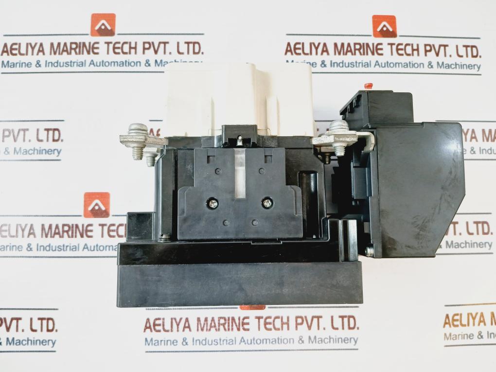 Fuji Electric Sc-n5A [93] Contactor With Thermal Overload Relay