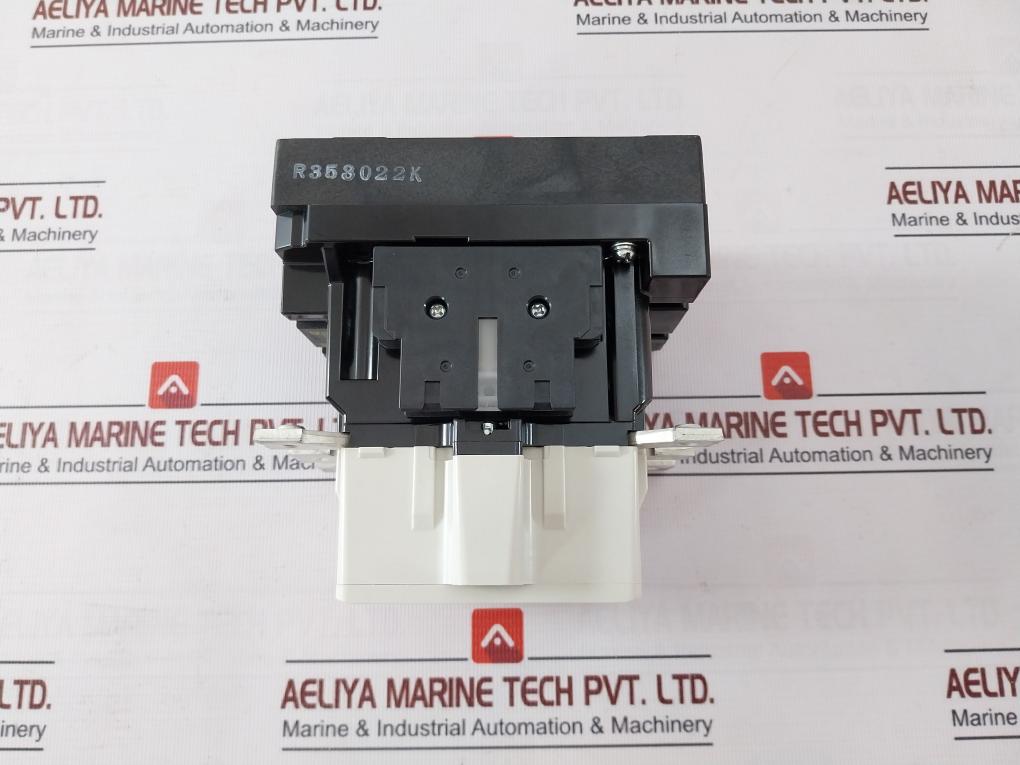 Fuji Electric Sc-n5 [93] Magnetic Contactor Dc 200-240V Ac 200-250V 50/60Hz