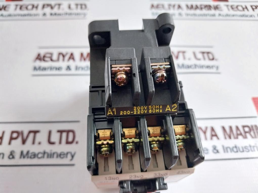 Fuji Electric Sh-4 Auxiliary Contactor 200V 50Hz 200-220V 60Hz