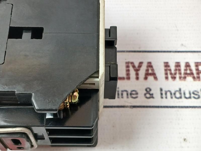 Fuji Electric Sh-4 Auxiliary Contactor A600 Q300 Iec 337-1 10A Vde 0660